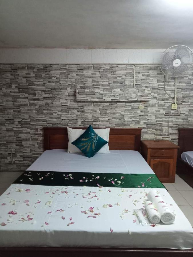 White River Guesthouse Phnom Penh Exteriör bild